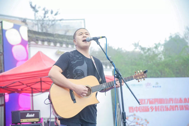 18中國新鄉(xiāng)村音樂創(chuàng)作體驗秋季營開營儀式.jpg