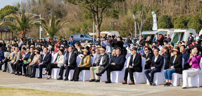 寧波市民藝術(shù)節(jié) 領(lǐng)導(dǎo)照片.jpg