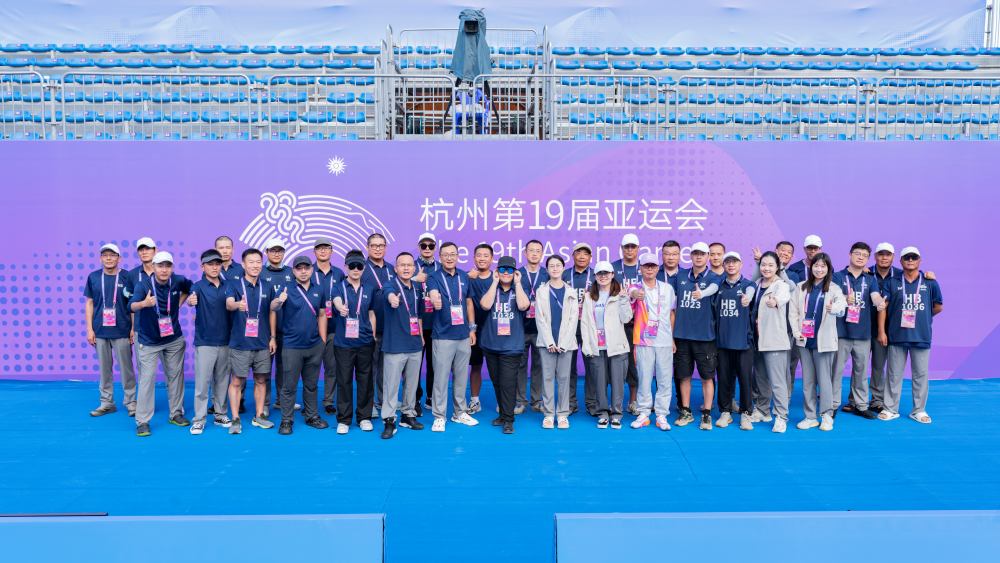 寧波廣電集團亞運會沙排國際公用信號制作團隊合影.jpg
